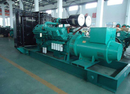 建德800kw康明斯柴油发电机组